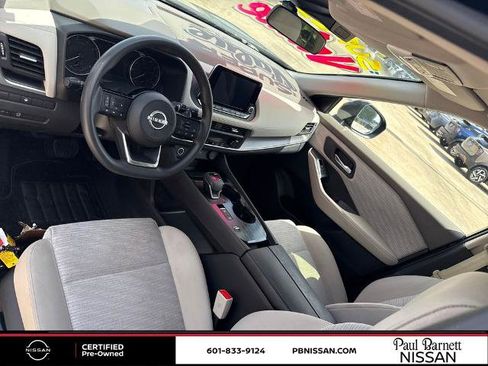 Certified 2023 Nissan Rogue SV FWD image 22