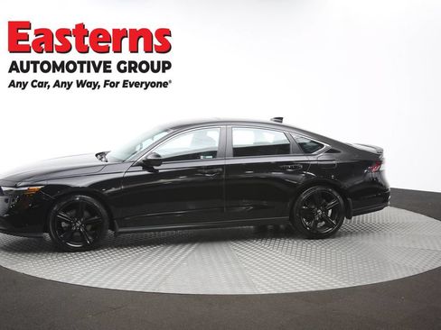 Used 2025 Honda Accord Sport image 59