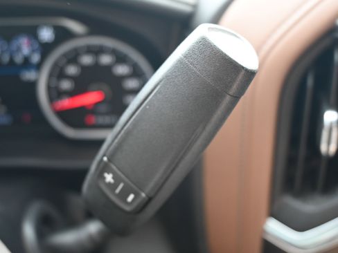 Used 2020 Chevrolet Silverado 3500 High Country image 10