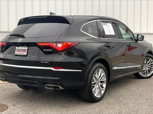 Used 2023 Acura MDX SH-AWD w/ Advance Package image 17