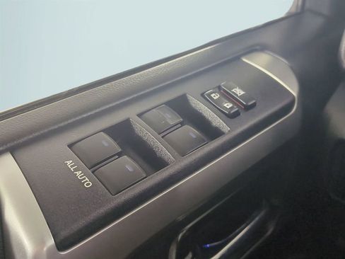 Used 2017 Toyota 4Runner Limited image 30