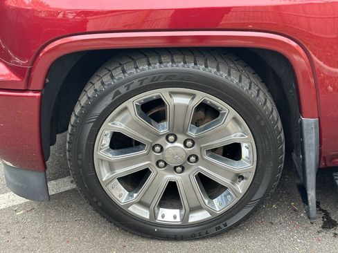 Used 2017 GMC Sierra 1500 Denali w/ Denali Ultimate Package AWD/4WD image 8