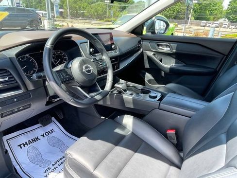 Used 2023 Nissan Rogue SV w/ SV Premium B Package AWD/4WD image 10