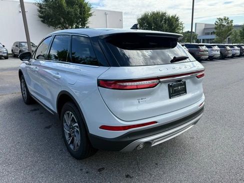 New 2025 Lincoln Corsair FWD w/ Equipment Group 101A image 4