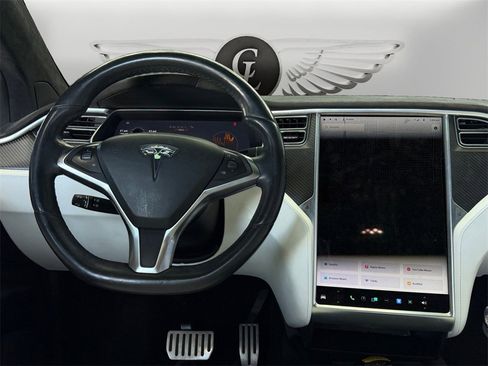 Used 2016 Tesla Model X P90D image 10