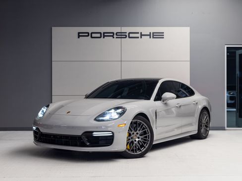 Certified 2022 Porsche Panamera Turbo S AWD/4WD image 1