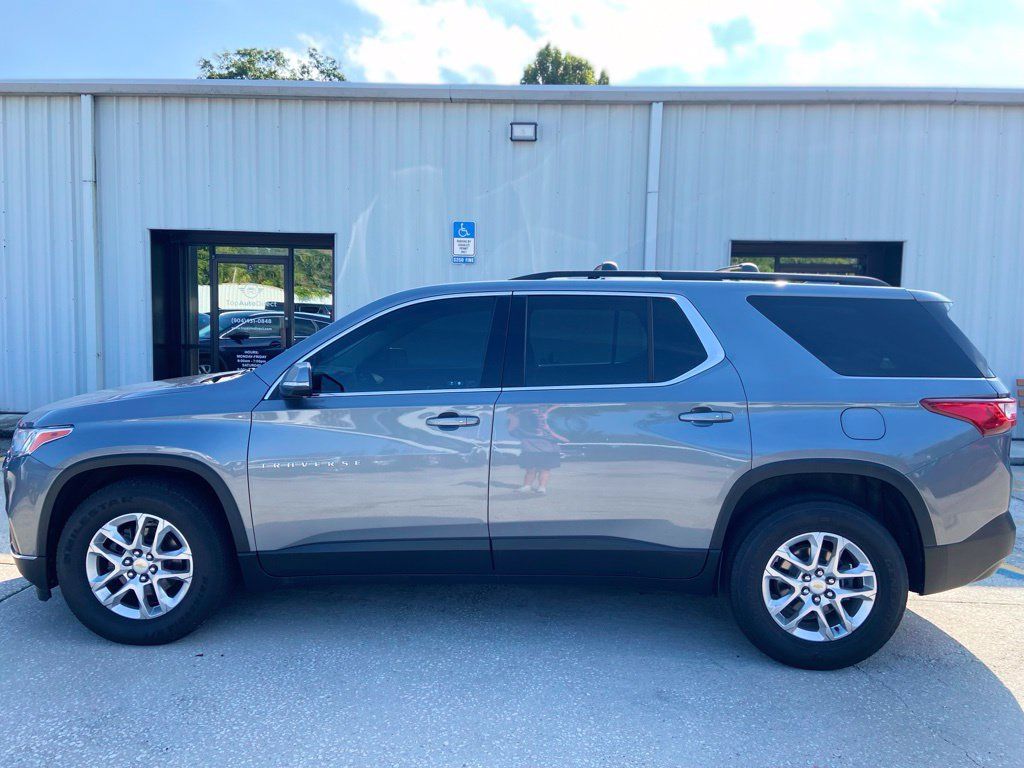 Used 2021 Chevrolet Traverse LT AWD/4WD image 2