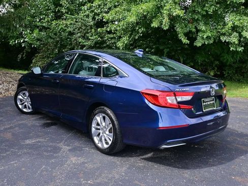 Used 2019 Honda Accord LX image 7