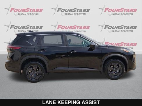 New 2026 Nissan Rogue SV FWD image 3