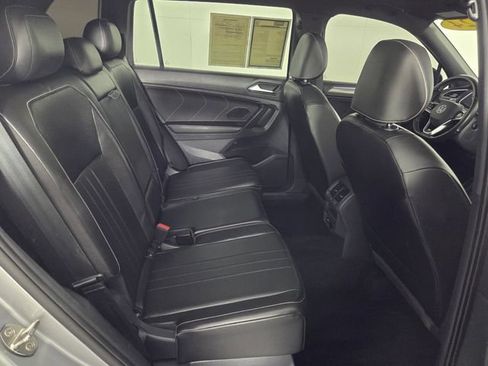 Used 2024 Volkswagen Tiguan SE R-Line AWD/4WD image 30