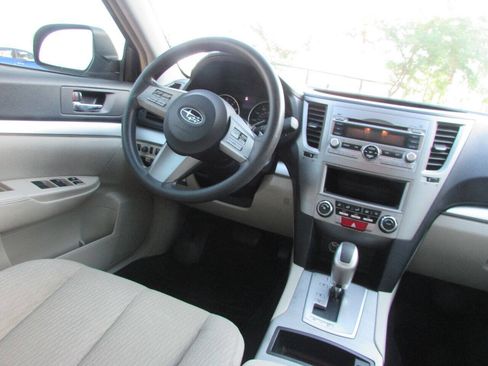 Used 2011 Subaru Legacy 2.5i image 42