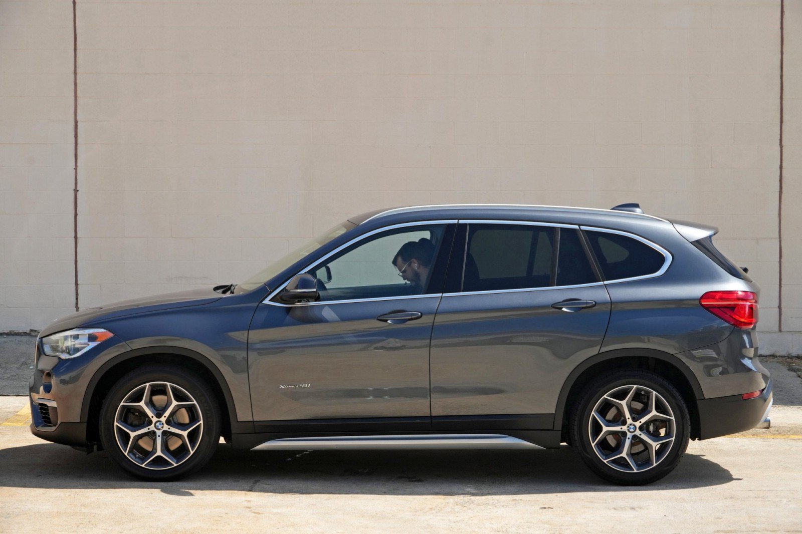Used 2017 BMW X1 xDrive28i w/ Cold Weather Package AWD/4WD image 45