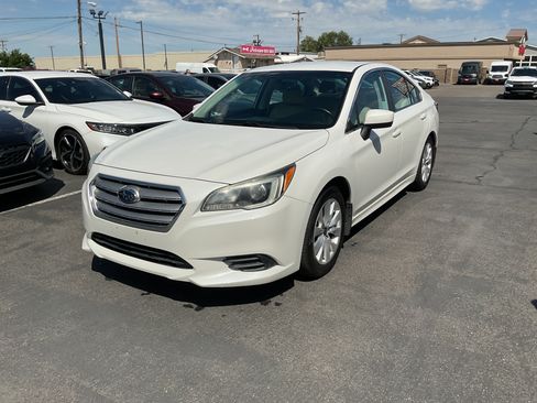 Used 2016 Subaru Legacy 2.5i Premium w/ Popular Package #2 AWD/4WD image 2