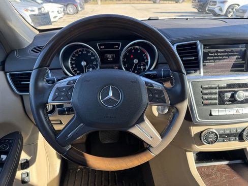 Used 2015 Mercedes-Benz GL 450 GL 450 image 10