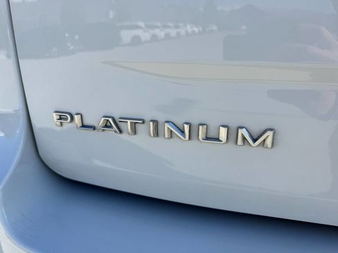 Used 2025 Ford Expedition Max Platinum AWD/4WD image 10
