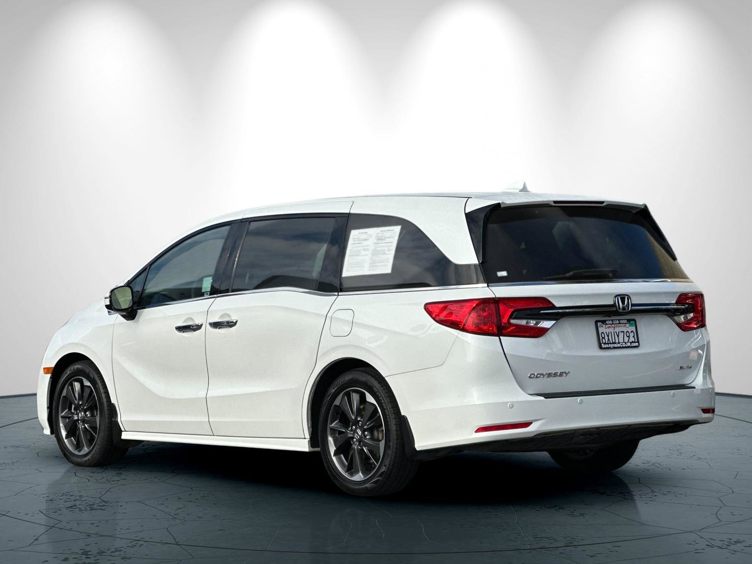 Used 2022 Honda Odyssey Elite image 6