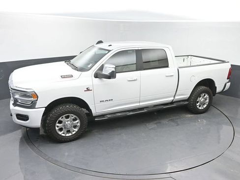 Used 2024 RAM 2500 Laramie image 31