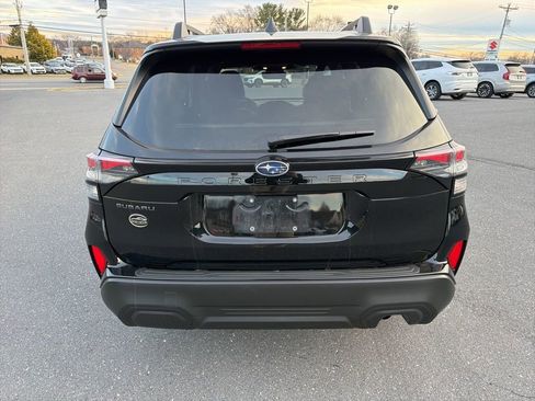 Certified 2025 Subaru Forester Premium w/ Convenience Package #2 image 4