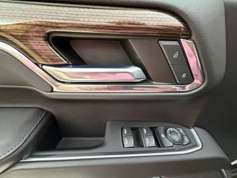 Used 2022 Chevrolet Silverado 1500 LT image 25