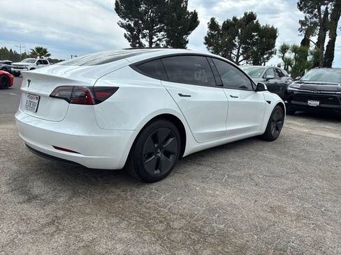 Used 2023 Tesla Model 3 Standard Range RWD image 3