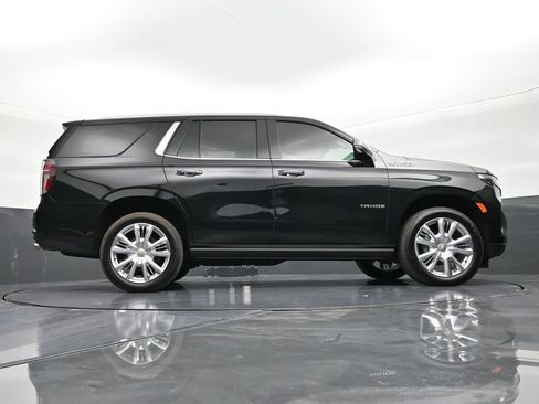 Used 2024 Chevrolet Tahoe High Country w/ Premium Package AWD/4WD image 25