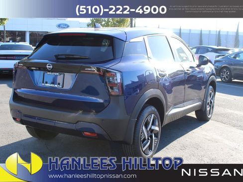 New 2026 Nissan Kicks SV image 7