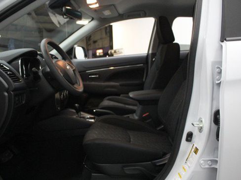 New 2026 Mitsubishi Outlander Sport ES image 6