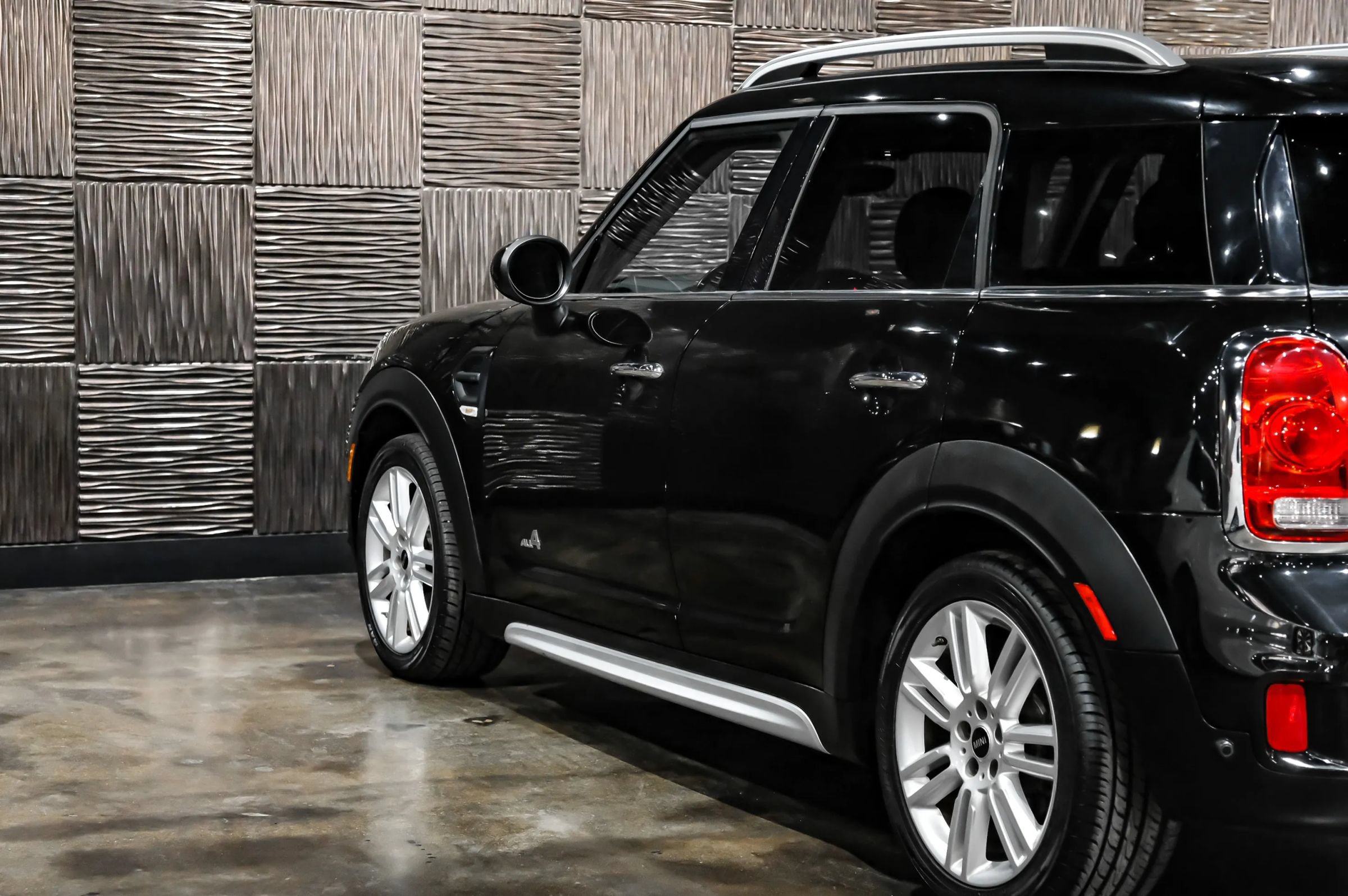 Used 2018 MINI Cooper Countryman ALL4 AWD/4WD image 13