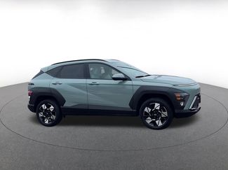Used 2025 Hyundai Kona SEL video 2