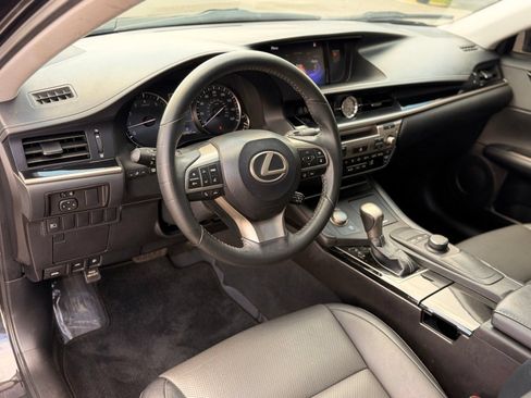 Used 2017 Lexus ES 350 w/ Accessory Package 2 FWD image 21