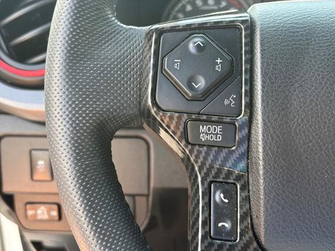 Used 2022 Toyota Tacoma TRD Sport w/ TRD Premium Sport Package image 10