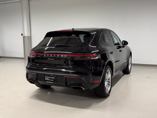 Certified 2026 Porsche Macan AWD/4WD image 6