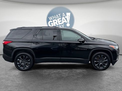 Used 2020 Chevrolet Traverse RS w/ LPO, Floor Liner Package AWD/4WD image 2