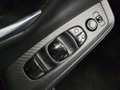 Used 2020 Nissan Sentra SV FWD image 27