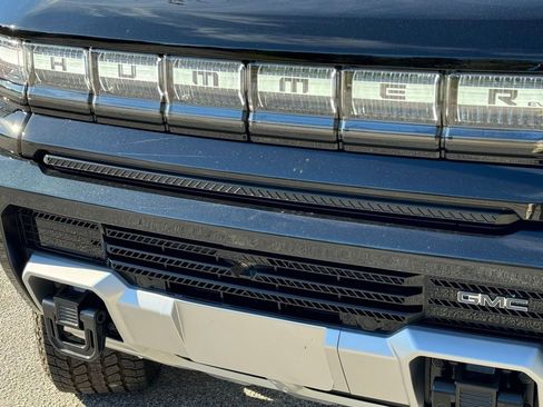 New 2025 GMC Hummer EV 2X image 7