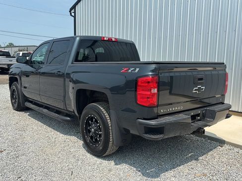 Used 2018 Chevrolet Silverado 1500 LT w/ All Star Edition AWD/4WD image 3