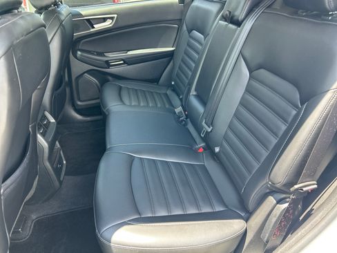 Used 2024 Ford Edge SEL AWD/4WD image 15