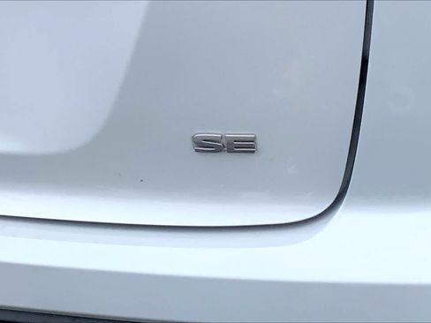 Used 2024 Mitsubishi Eclipse Cross SE AWD/4WD image 10