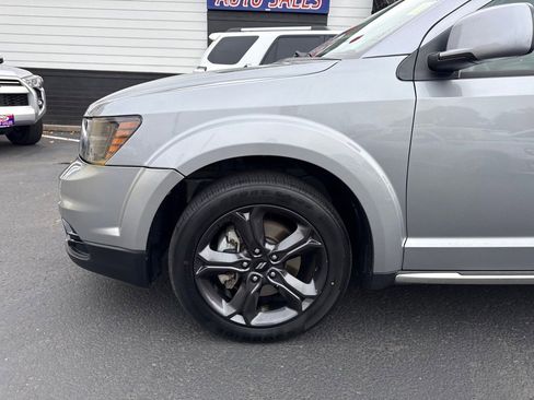 Used 2020 Dodge Journey Crossroad image 12
