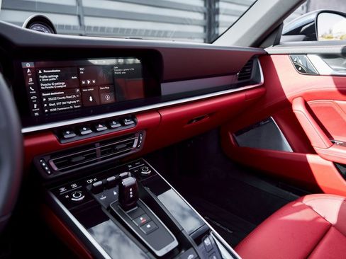 Used 2021 Porsche 911 Turbo S image 58