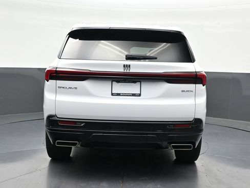 Used 2025 Buick Enclave Sport Touring w/ Power Package FWD image 4