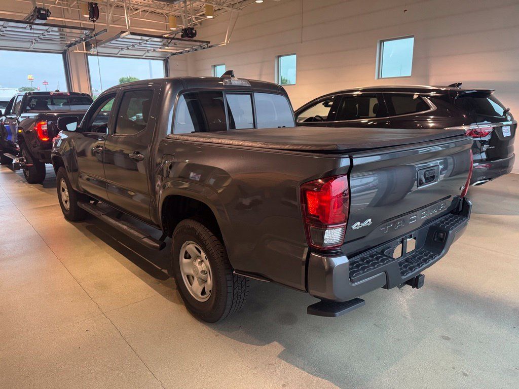 Used 2023 Toyota Tacoma SR AWD/4WD image 4