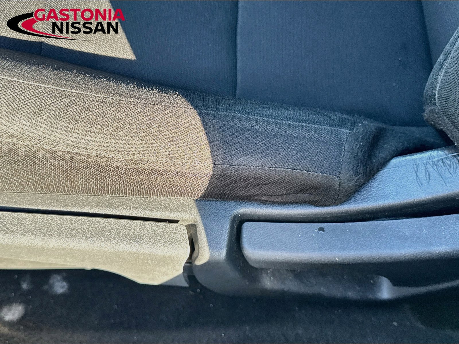 Used 2025 Nissan Sentra S FWD image 25