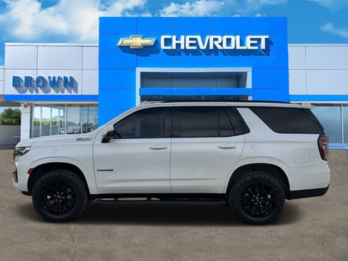 Used 2021 Chevrolet Tahoe Z71 w/ Z71 Off-Road Package AWD/4WD image 5