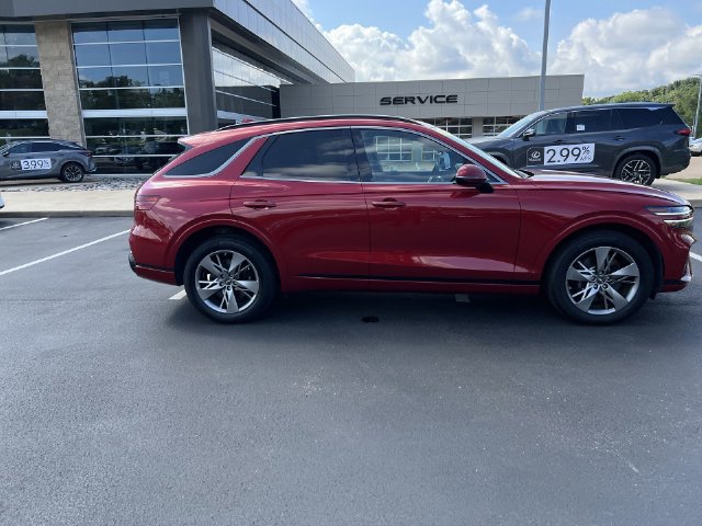 Used 2024 Genesis GV70 3.5T Sport AWD/4WD image 2