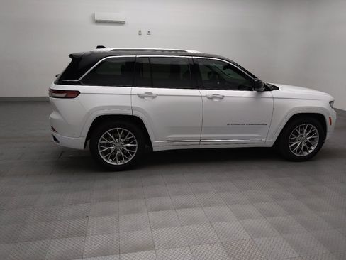 Used 2022 Jeep Grand Cherokee Summit w/ Advanced Protech Group IV AWD/4WD image 10