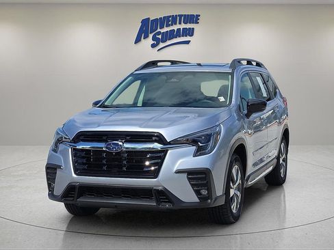 Used 2025 Subaru Ascent Limited AWD/4WD image 5