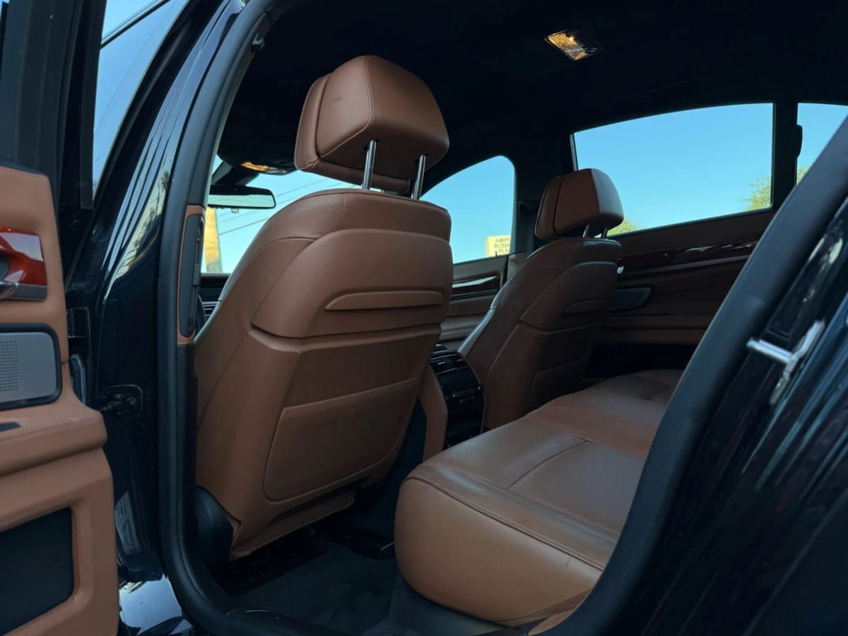 Used 2013 BMW ALPINA B7 RWD image 43