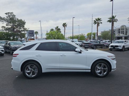 Certified 2026 Genesis GV70 2.5T Select AWD/4WD image 9