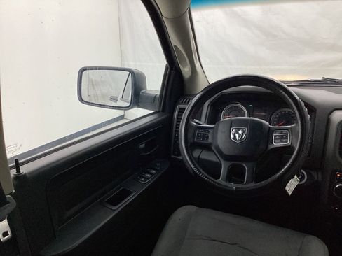 Used 2019 RAM 1500 Tradesman w/ Chrome Plus Package image 31